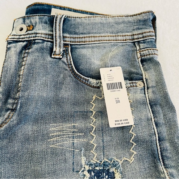 Anthropologie PILCRO Slim Boyfriend shorts - Picture 8 of 9